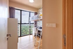 Commonwealth Towers (D3), Condominium #527936661